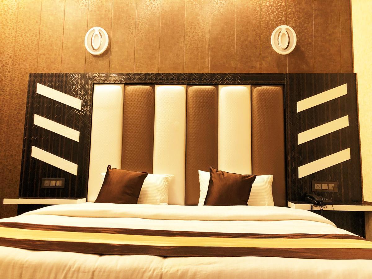 Grg Pardesi Hotel Haridwar Haridwār Exterior foto
